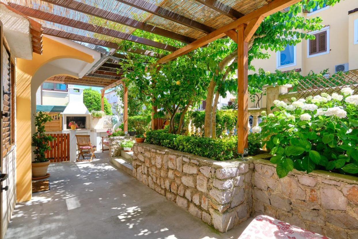 Apartments Enna Mali Lošinj Eksteriør billede
